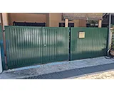 Aluminium Driveway Gate with 1 Small Door Opening