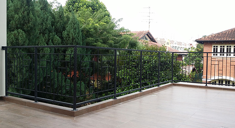 Balcony Railing Stylish Design