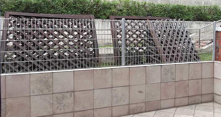 BRC Fence Top of Low Wall