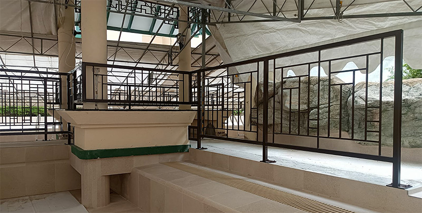 Safety Railings at Singapore Club Street