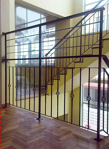 Safe & Secured Railings